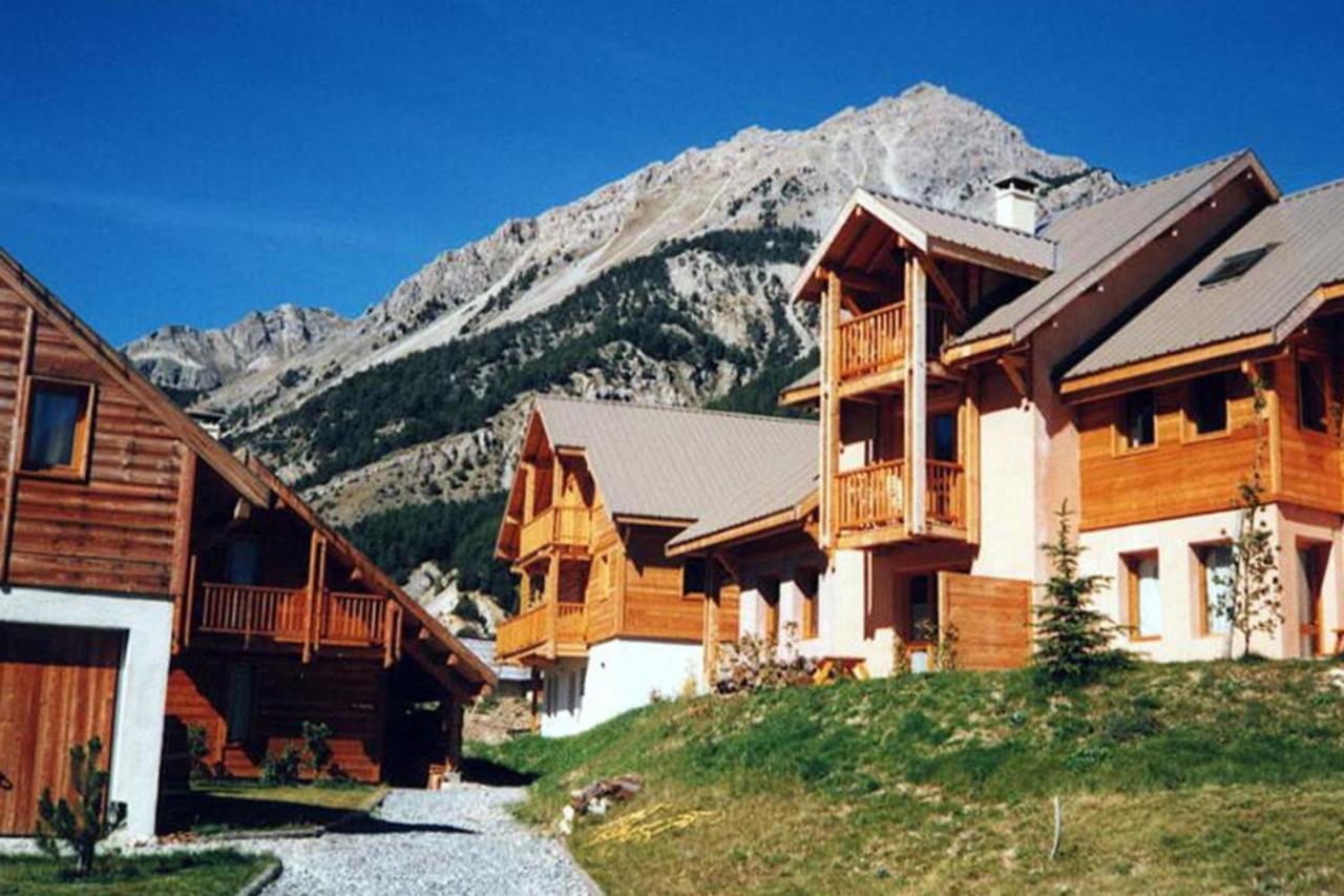 Le Barlet23 Pers Hameau Des Chazals Nevache Hautes Alpes المظهر الخارجي الصورة