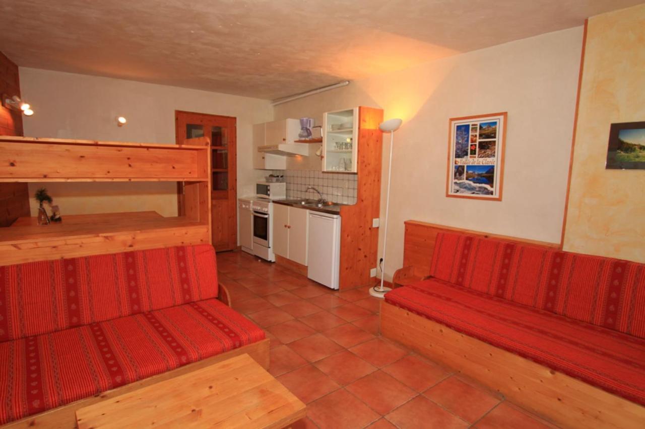 Le Barlet23 Pers Hameau Des Chazals Nevache Hautes Alpes المظهر الخارجي الصورة